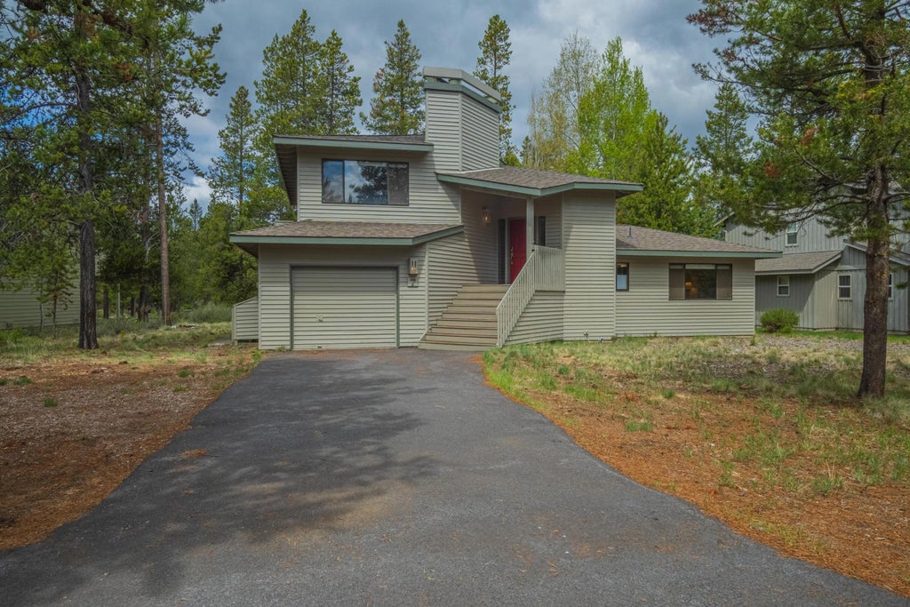 57815 Shag Bark Lane, Sunriver