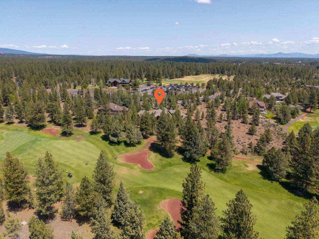 16921 Lady Caroline Drive, Sisters