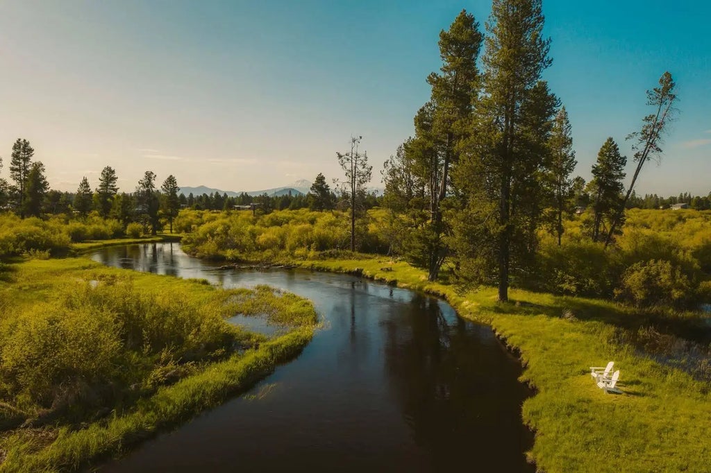 53345 Riverview Drive, La Pine