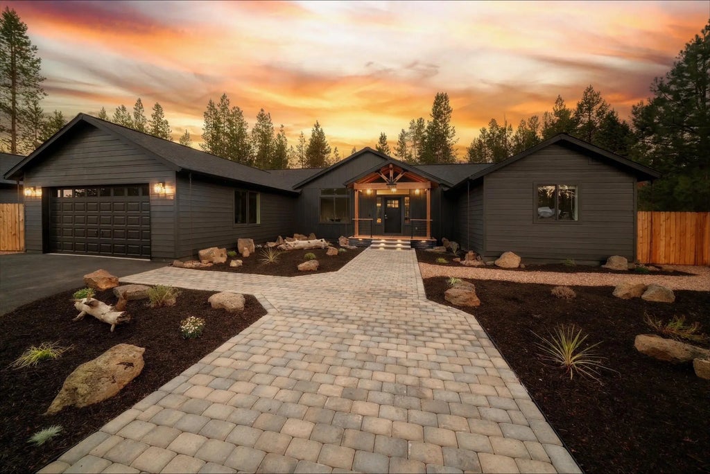 15955 Mountain View Lane, La Pine