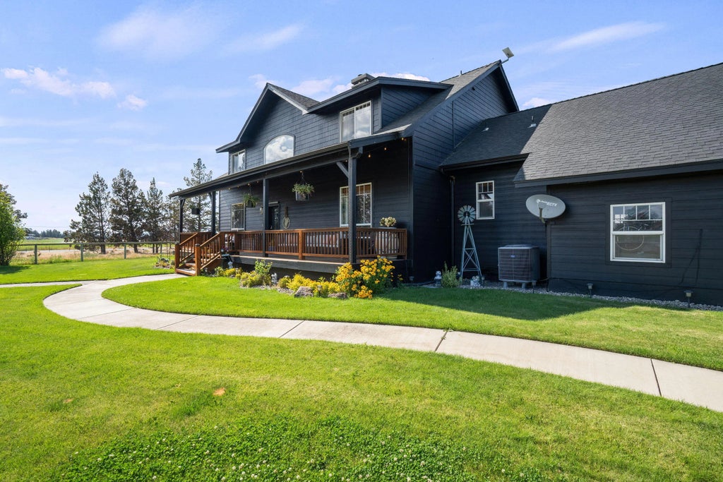 8295 Ne 33rd Street, Terrebonne