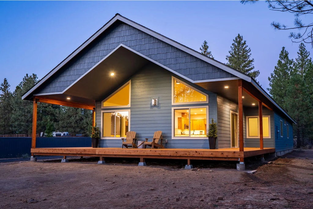 60340 Hiawatha Lane, Bend