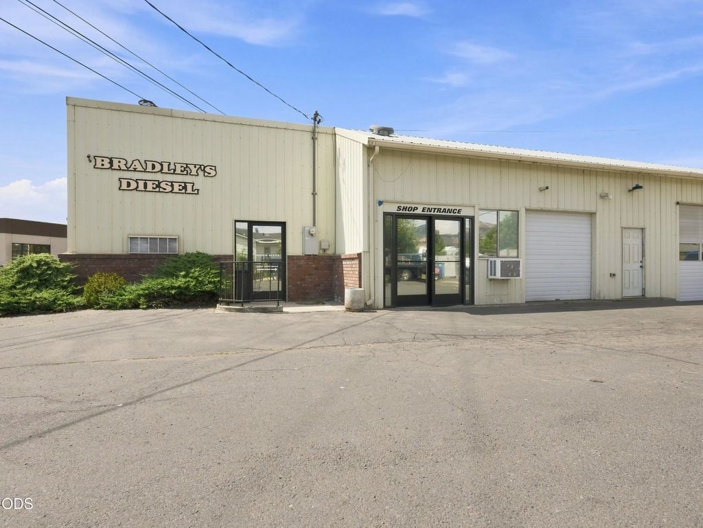 2013 S 6th Street, Klamath Falls