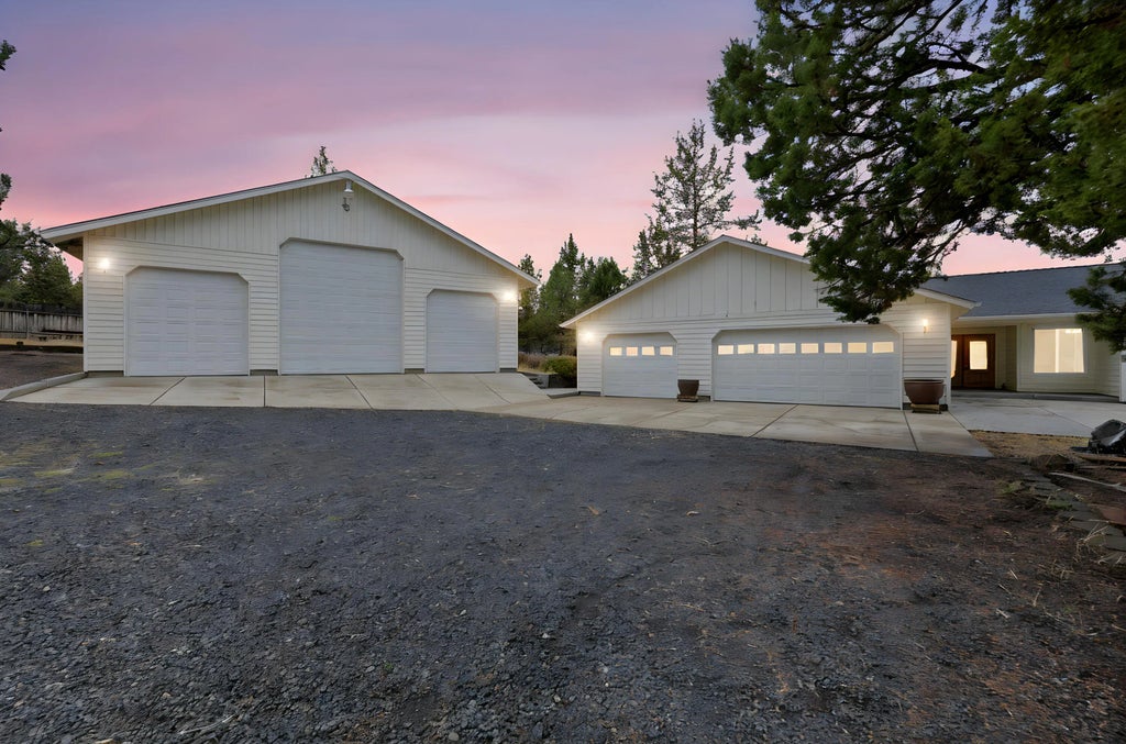 6851 Se David Way, Prineville