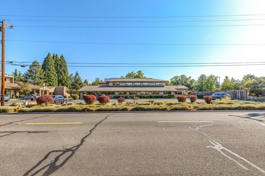 717 Murphy Road, Medford