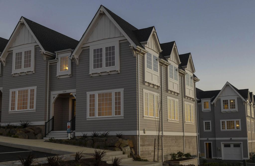1128 Ne Seascape Avenue 9, Depoe Bay