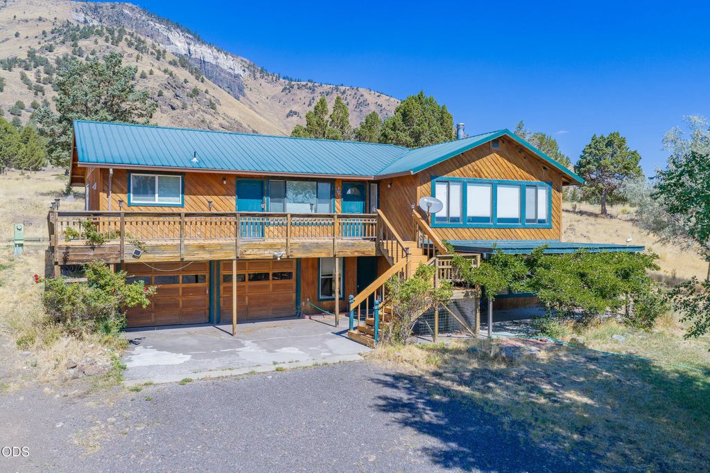 54146 Highway 31, Summer Lake