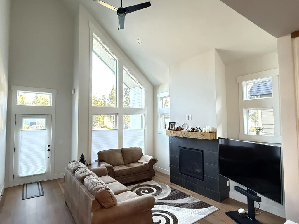 157 W Heising Drive, Sisters