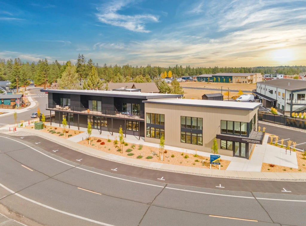 100 W Lundgren Mill Drive, Sisters