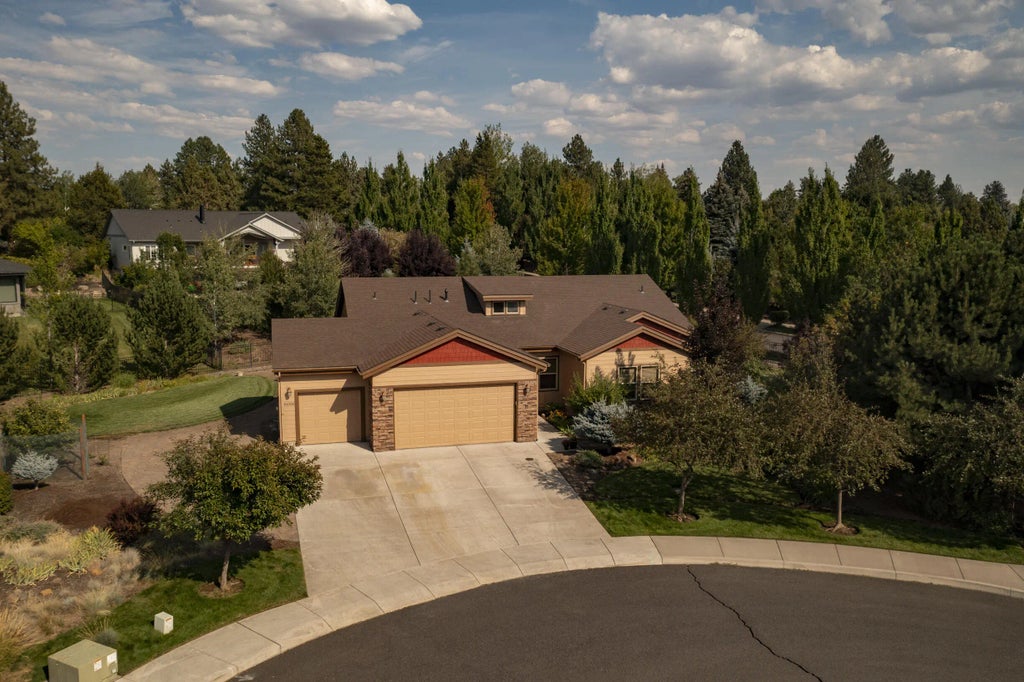 61536 Se Ascha Rose Court, Bend