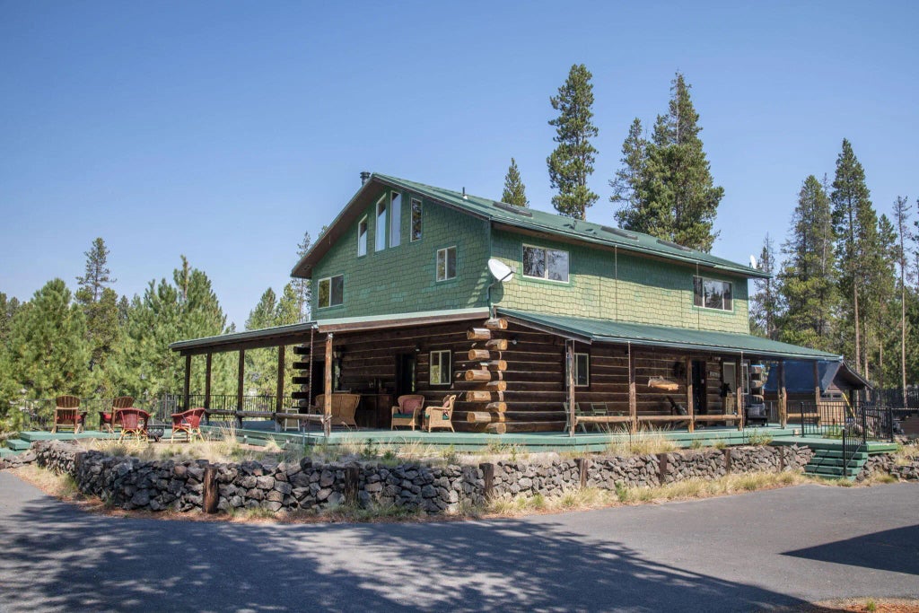 15124 E River Loop Drive E, Bend