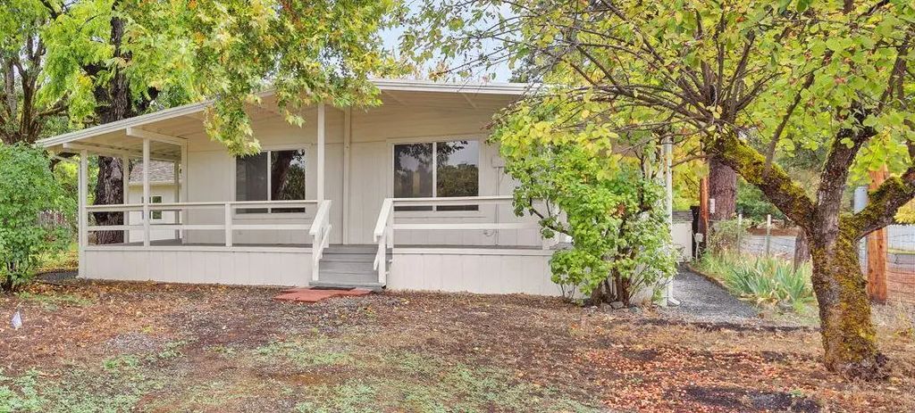 335 Tavis Drive, Merlin