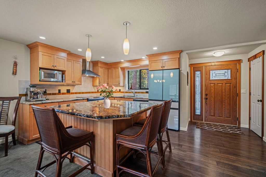 56019 Snow Goose Road, Bend