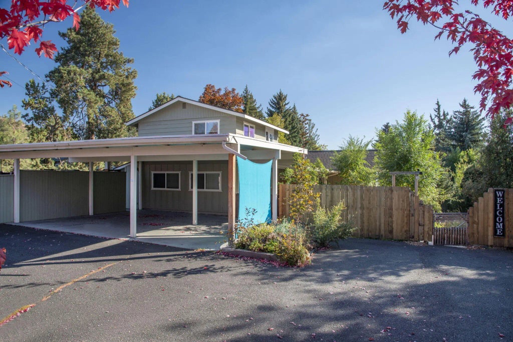 717 Ne Olney Court, Bend