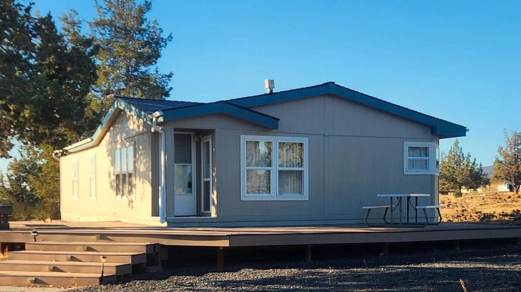 12705 Sw Airfield Lane, Culver