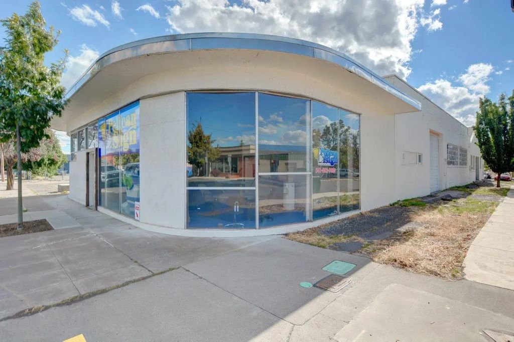 606 S 6th Street, Klamath Falls