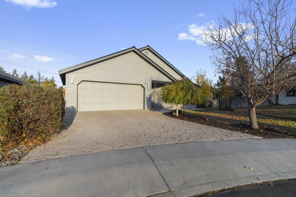 3362 Ne Collier Court, Bend