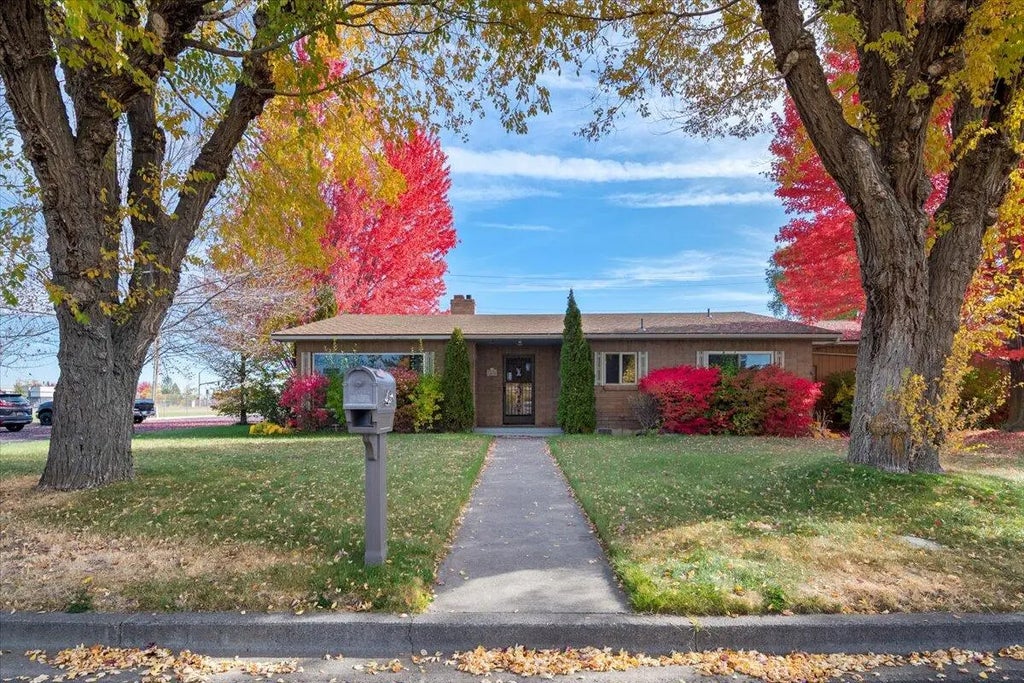 1406 Sw 12th Street, Redmond