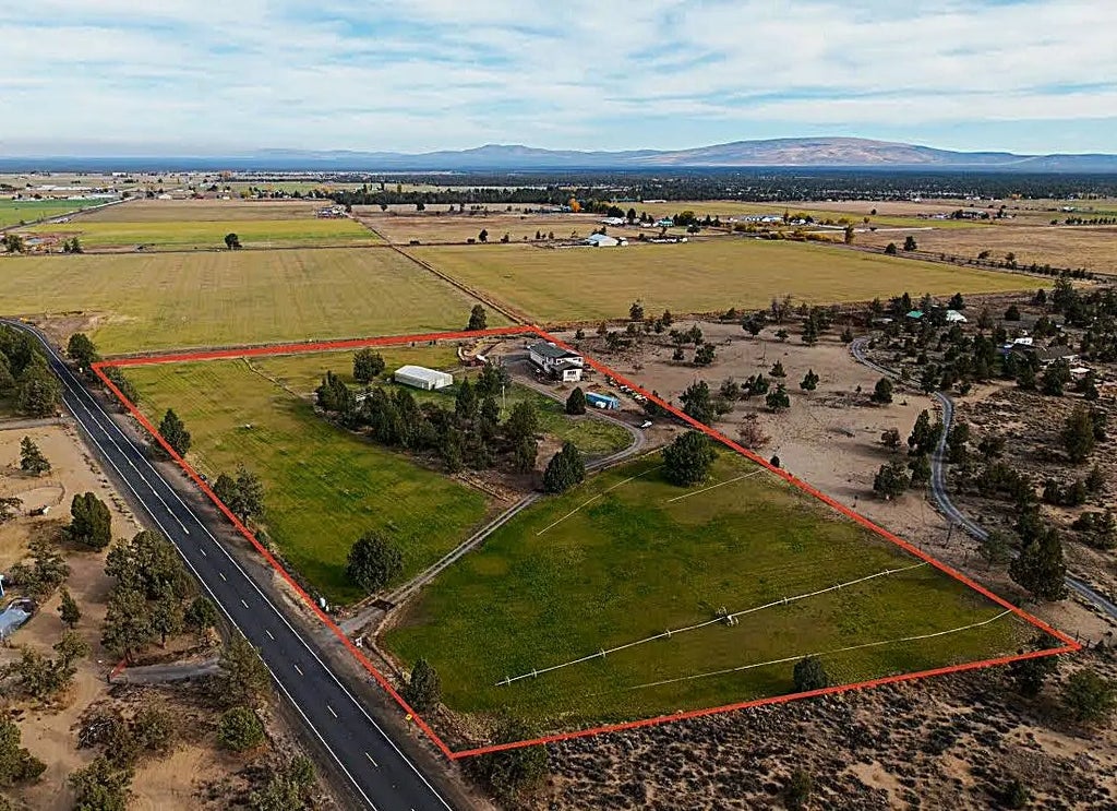 25451 Alfalfa Market Road Ne, Bend