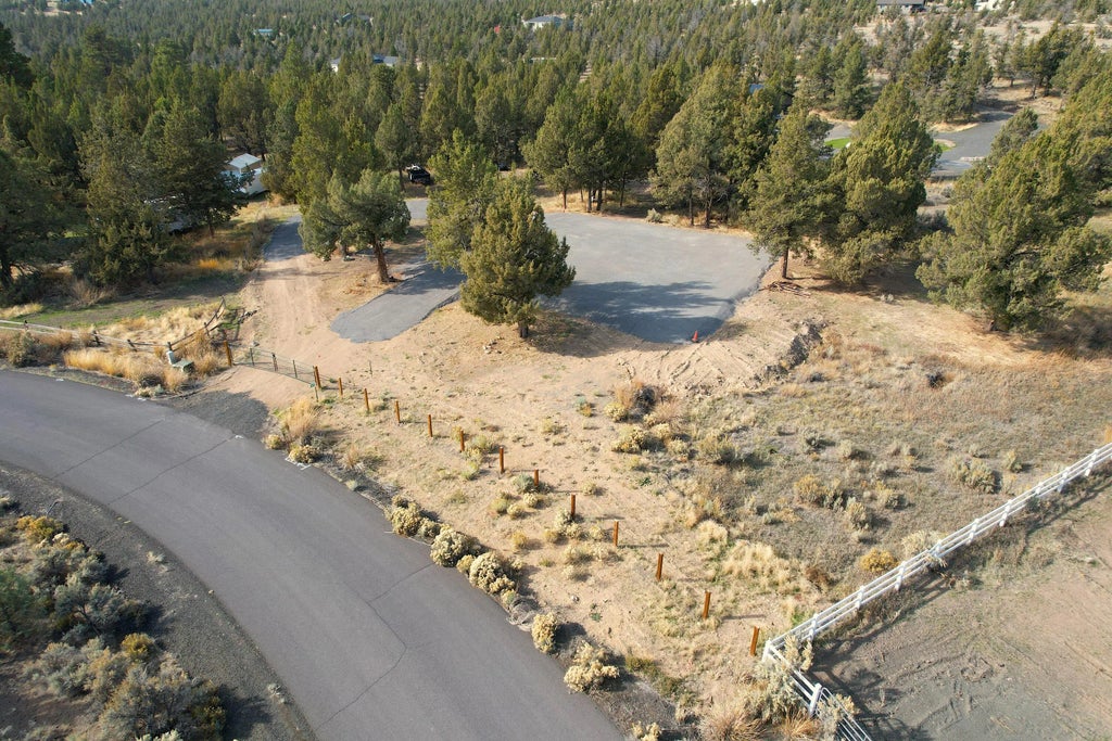 6873 Se Riverdance Road, Prineville