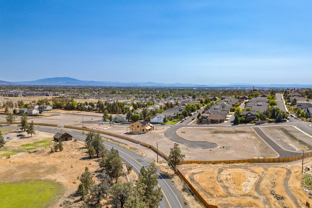 4337 Sw Rhyolite Place Lot 19, Redmond