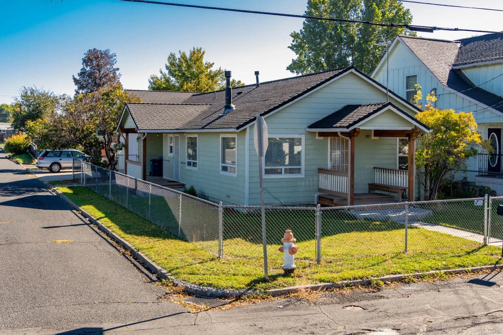 798 Nw Claypool Street, Prineville