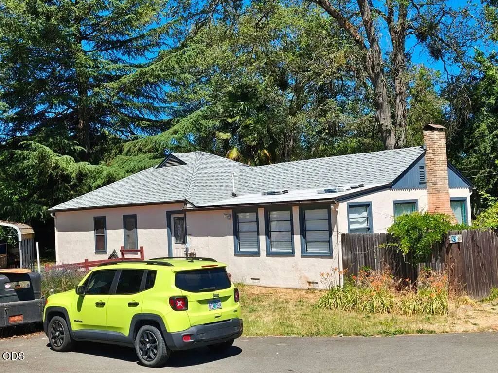 1213 E Park Street, Grants Pass