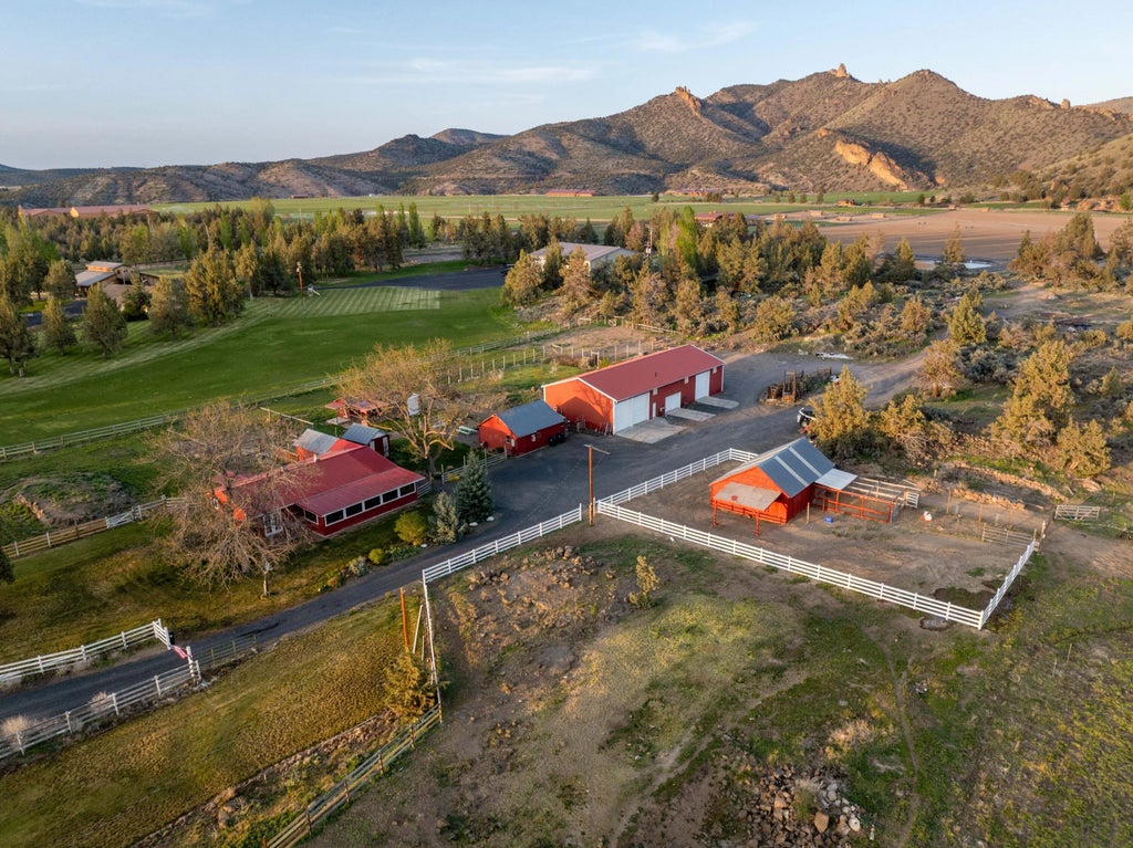 12174 Nw 10th Street, Terrebonne