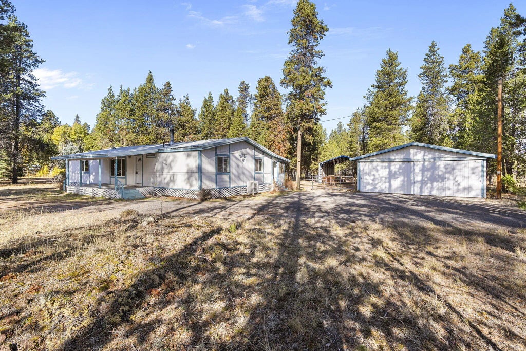 15990 Falcon Lane, La Pine