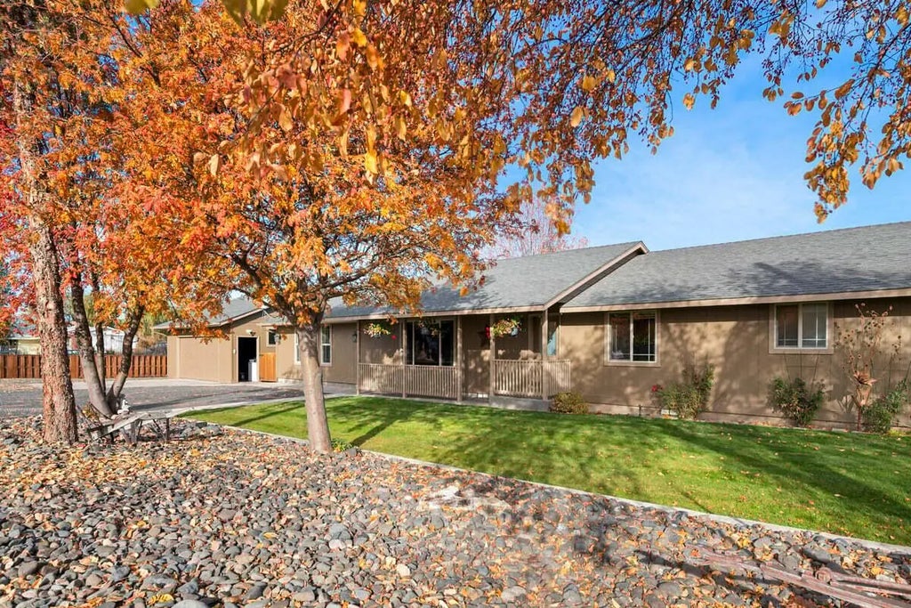 627 Nw Martingale Road, Prineville