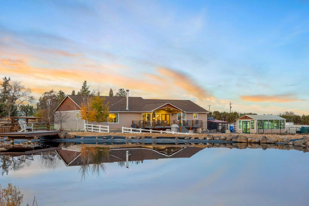 21115 Young Avenue, Bend