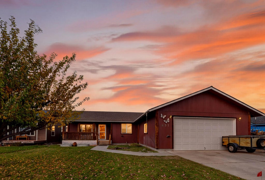 631 Ne Mariposa Avenue, Prineville