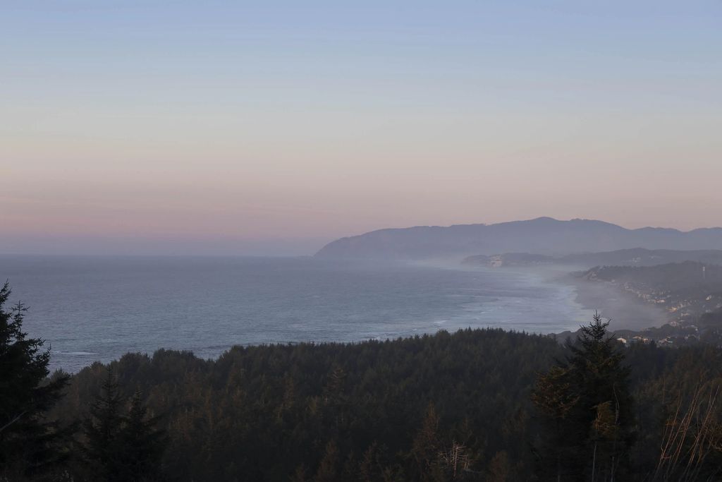 Ne Lillian Lane 24, Depoe Bay