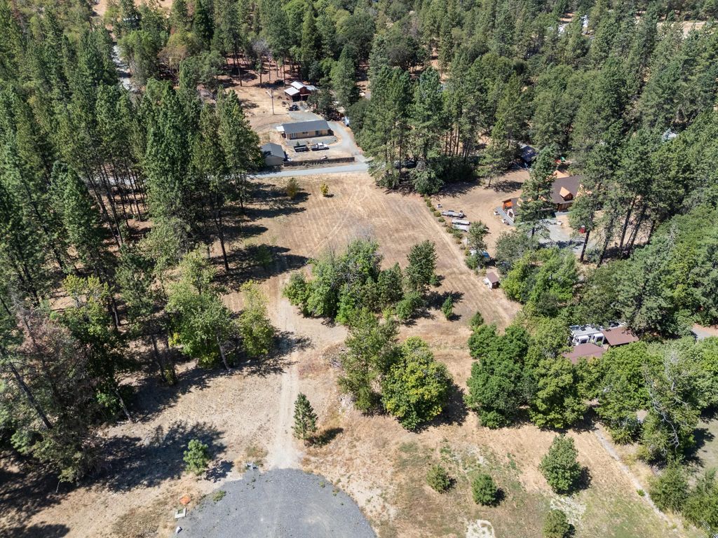 256 Deruyte Way, Rogue River