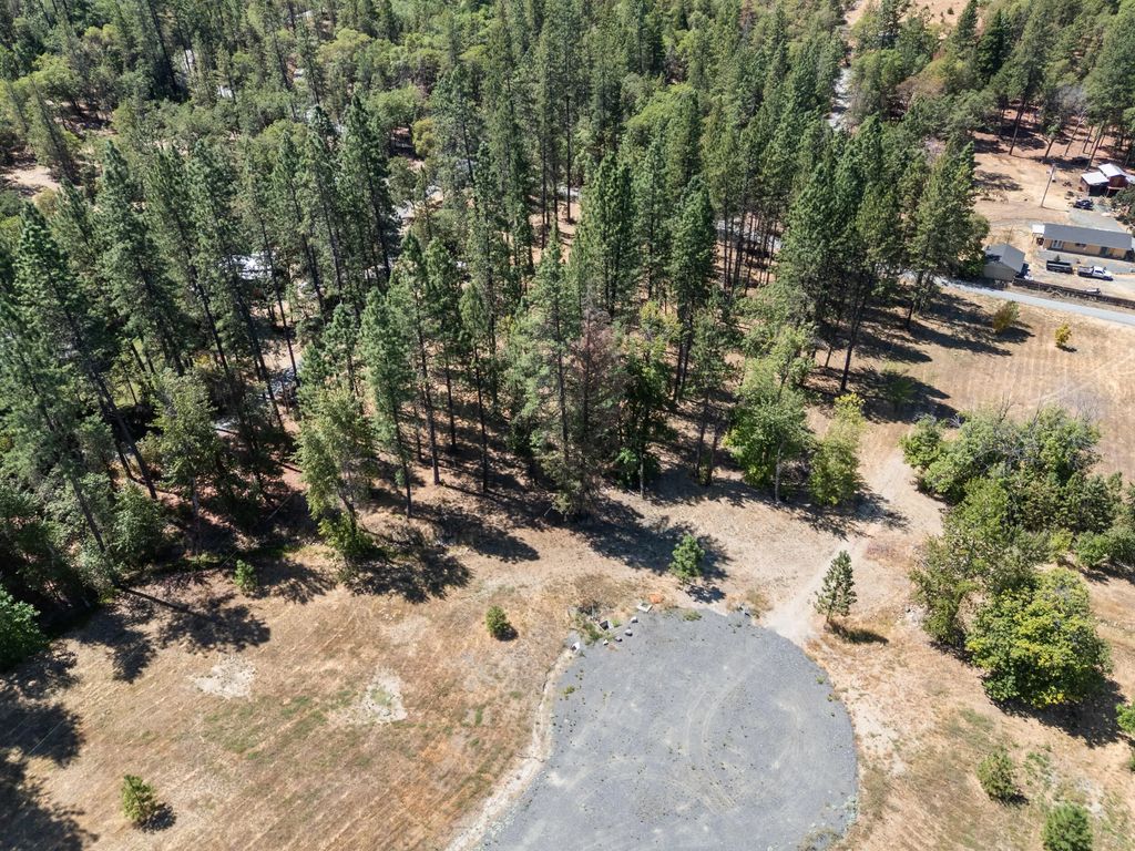 257 Deruyte Way, Rogue River