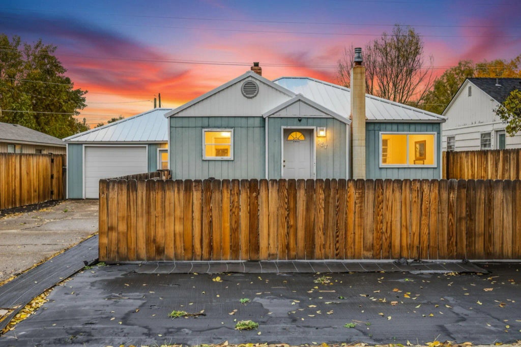 787 Nw 5th Street, Prineville