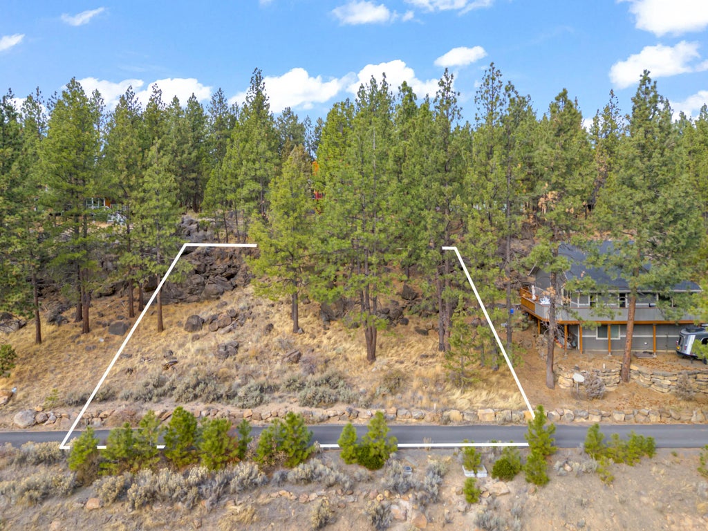19520 Sw Century Drive, Bend