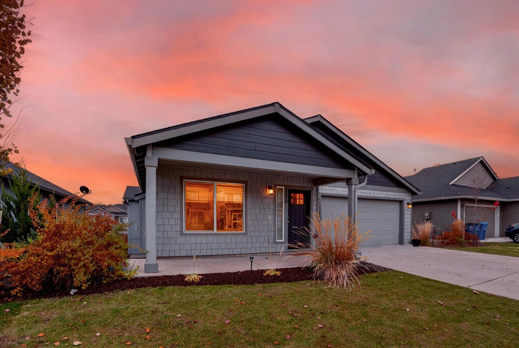 728 Ne Brookstone Drive, Prineville