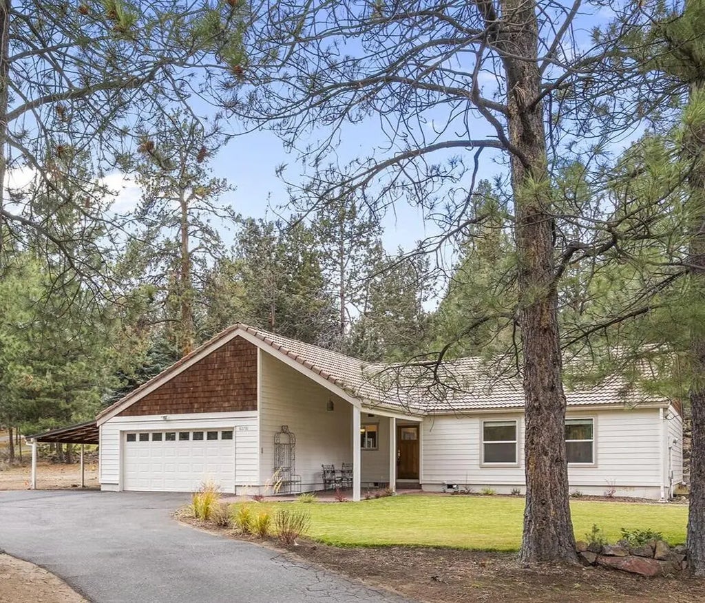 60781 Country Club Drive, Bend