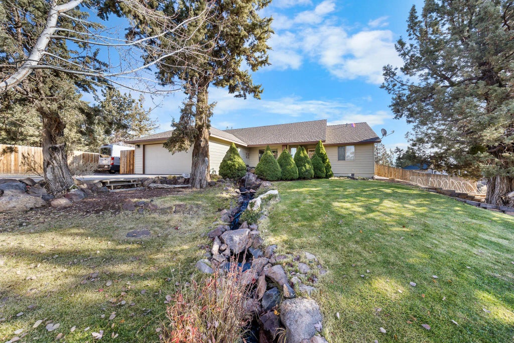 65050 92nd Street, Bend