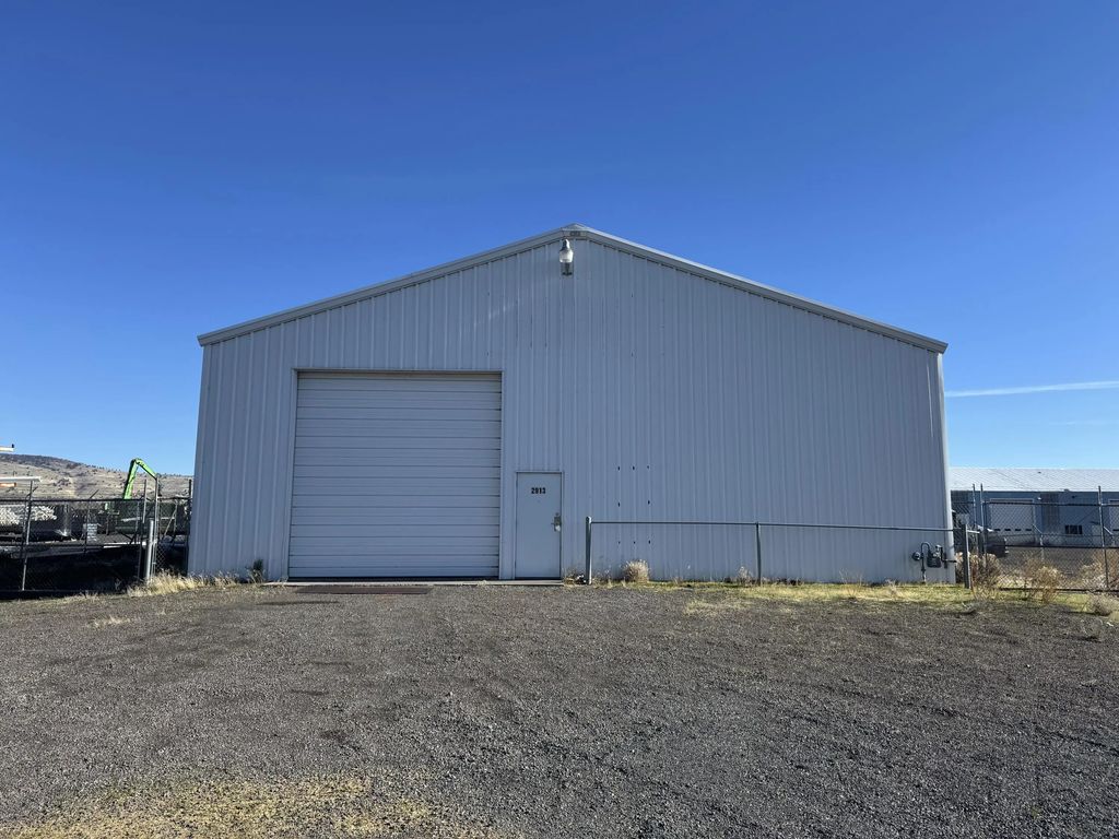 2913 Broadmore Street, Klamath Falls