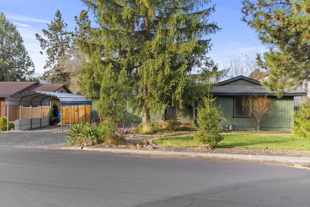 2843 Ne Lotno Drive, Bend