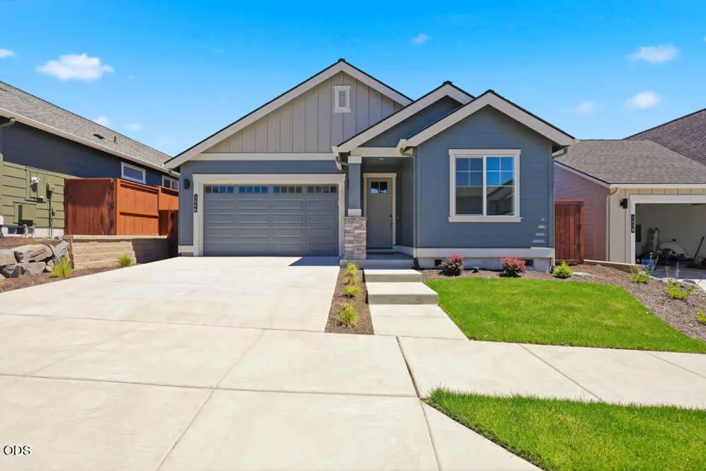 1446 Ne Whistle Way, Prineville