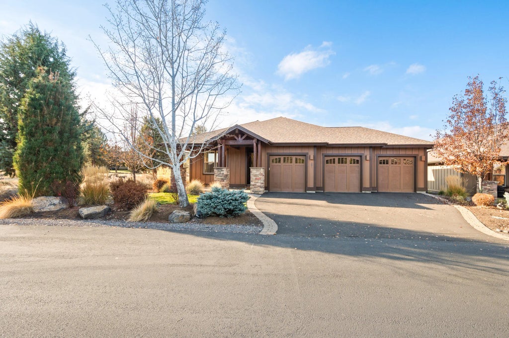 291 Sun Vista Drive, Redmond
