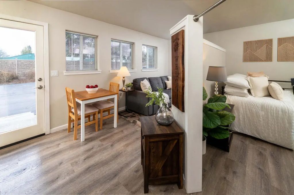 56856 Enterprise Drive A5, Sunriver