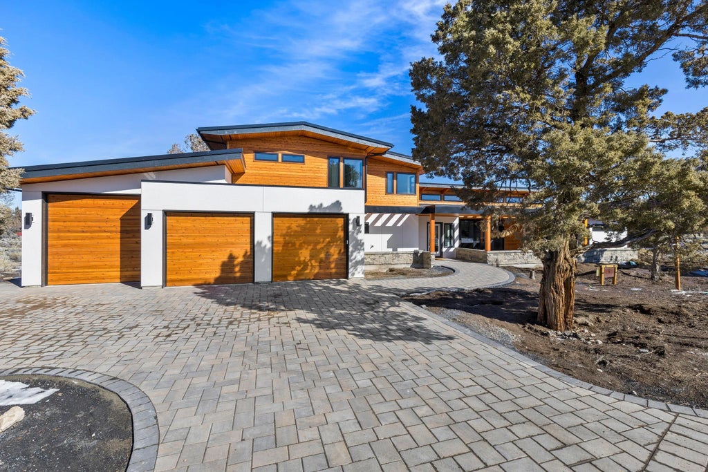23118 Watercourse Way Lot 111, Bend