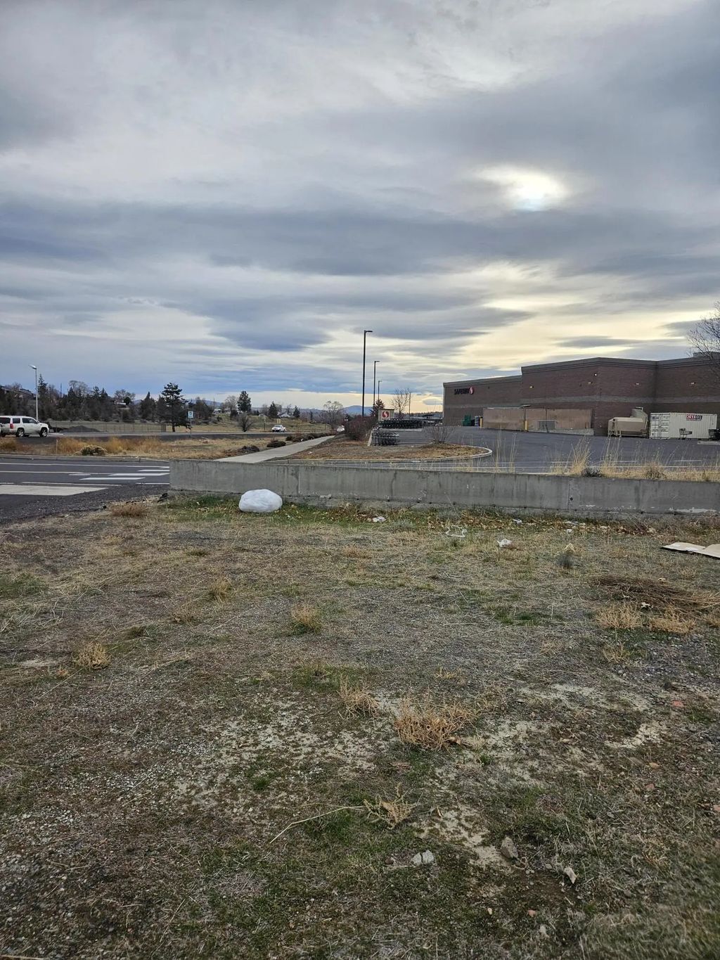 702 Ne Hwy 97, Madras