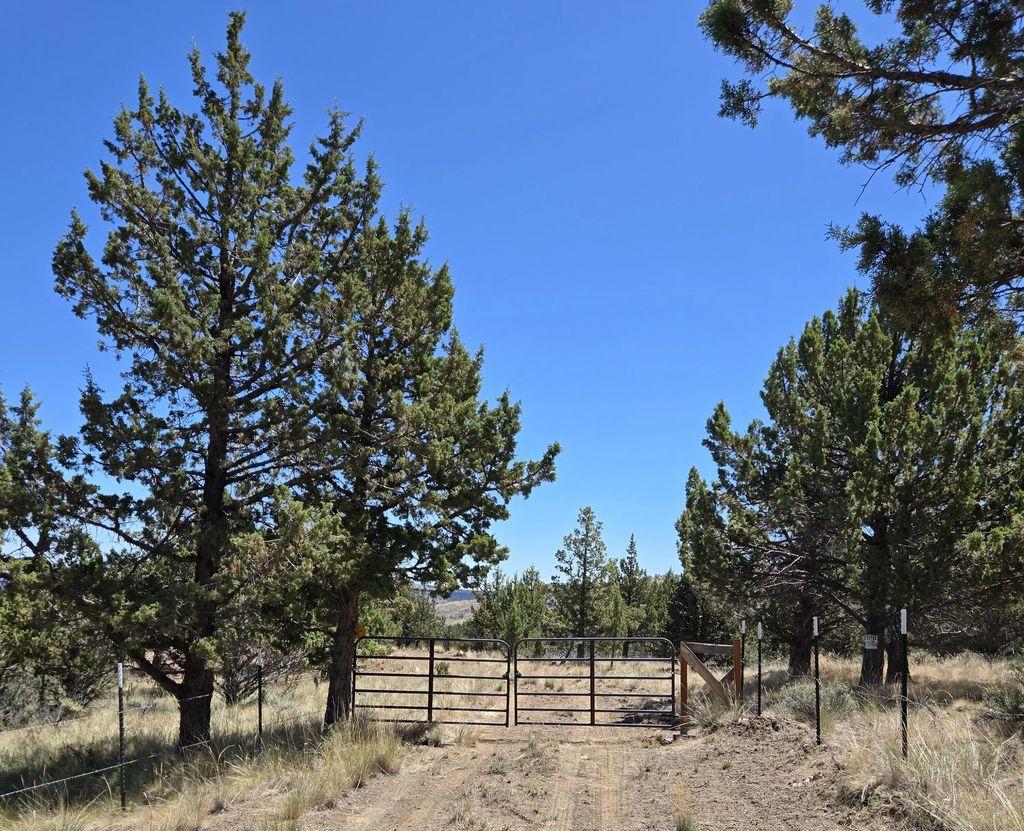 20102 Osprey Road 800, Prineville