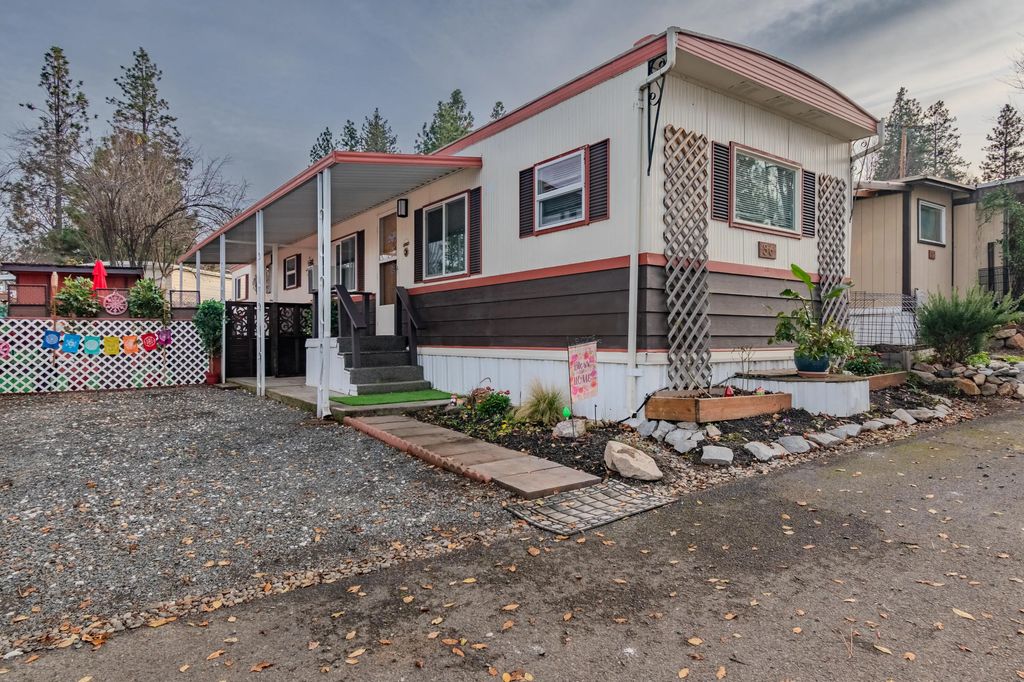 2799 Siskiyou Boulevard 36, Ashland
