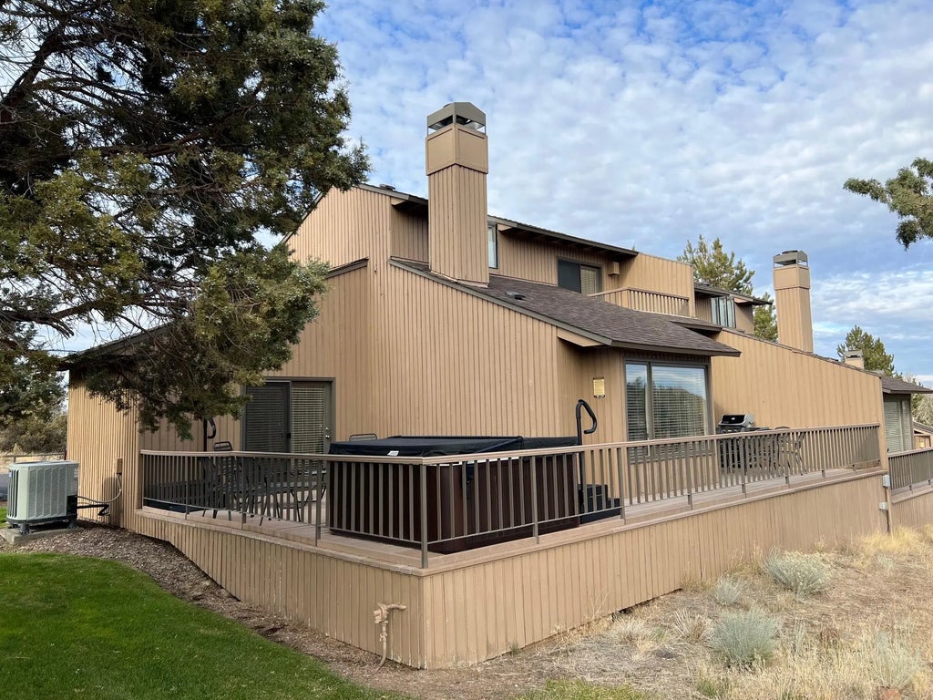 2400 Snowgoose Drive Rv12-c, Redmond